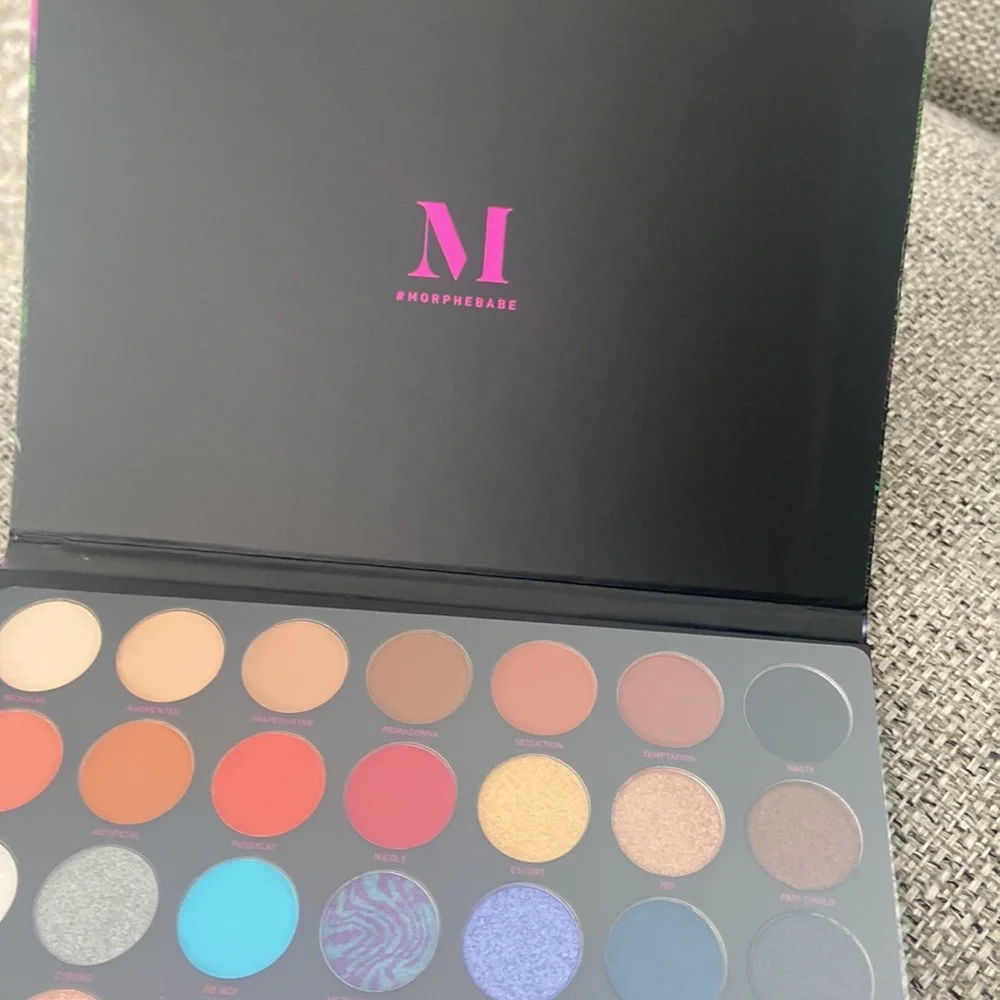 Morphe x Nikita Dragun Artistry Eyeshadow Palette 1.48 Oz Limited Edition NIB